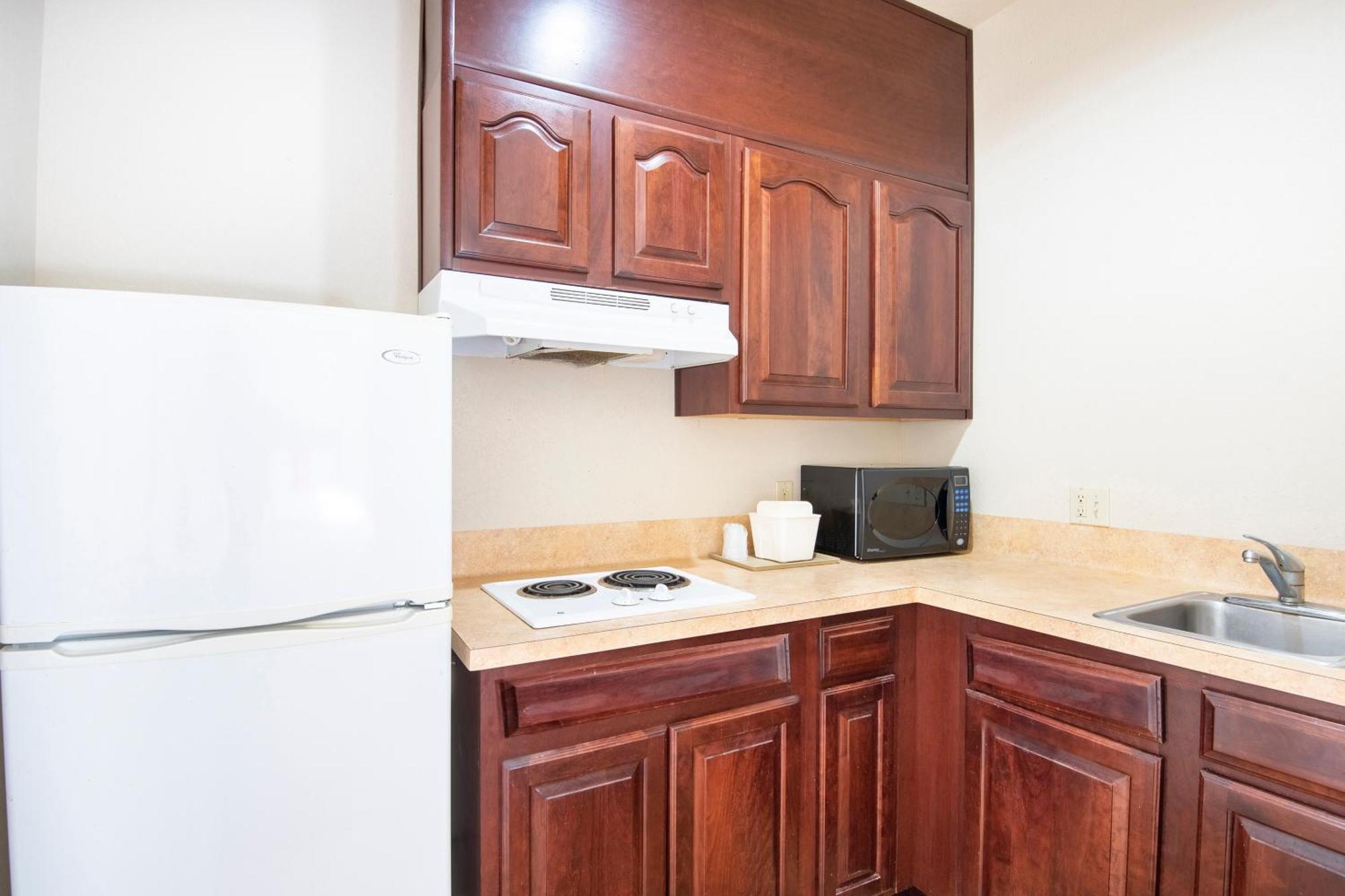 Oyo Townhouse Clute Lake Jackson Экстерьер фото
